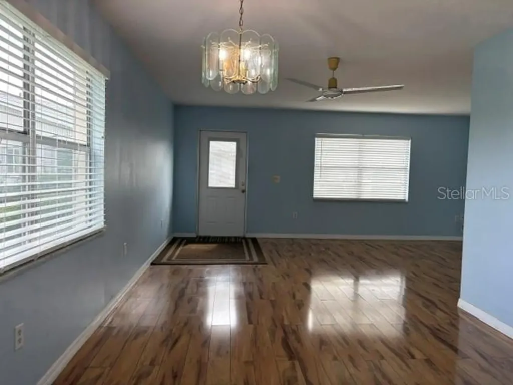 301 Andover Place S Sun City Center FL 33573