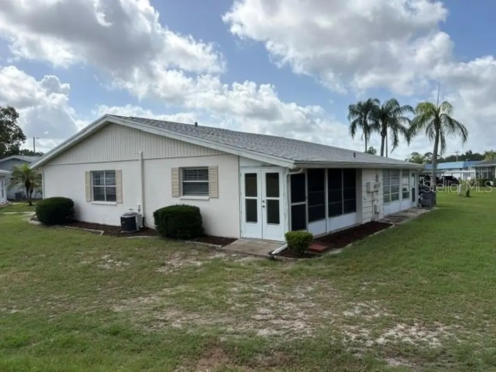 301 Andover Place S Sun City Center FL 33573