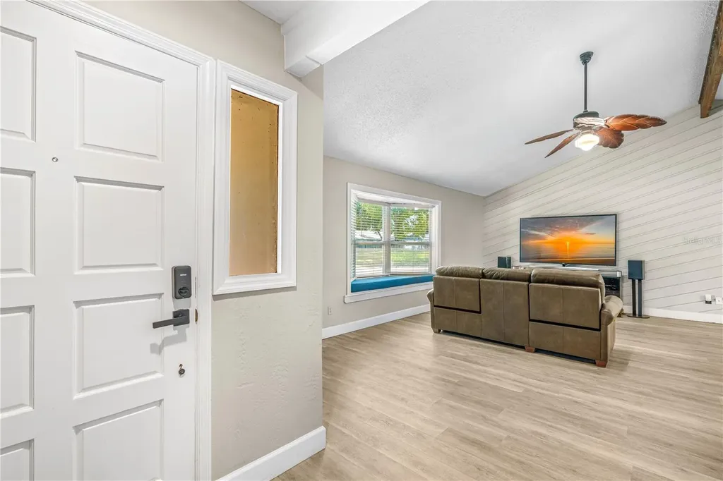2916 Foxcroft Lane South Daytona FL 32119