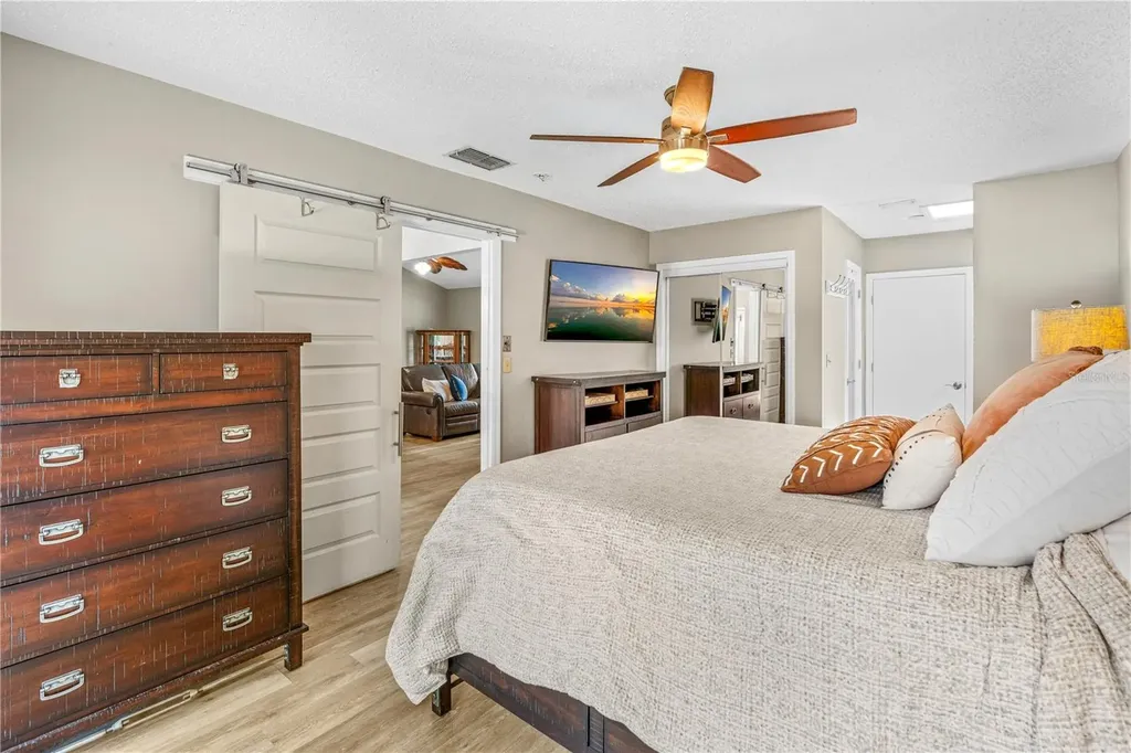2916 Foxcroft Lane South Daytona FL 32119
