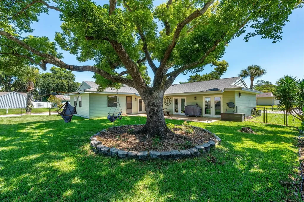 2916 Foxcroft Lane South Daytona FL 32119