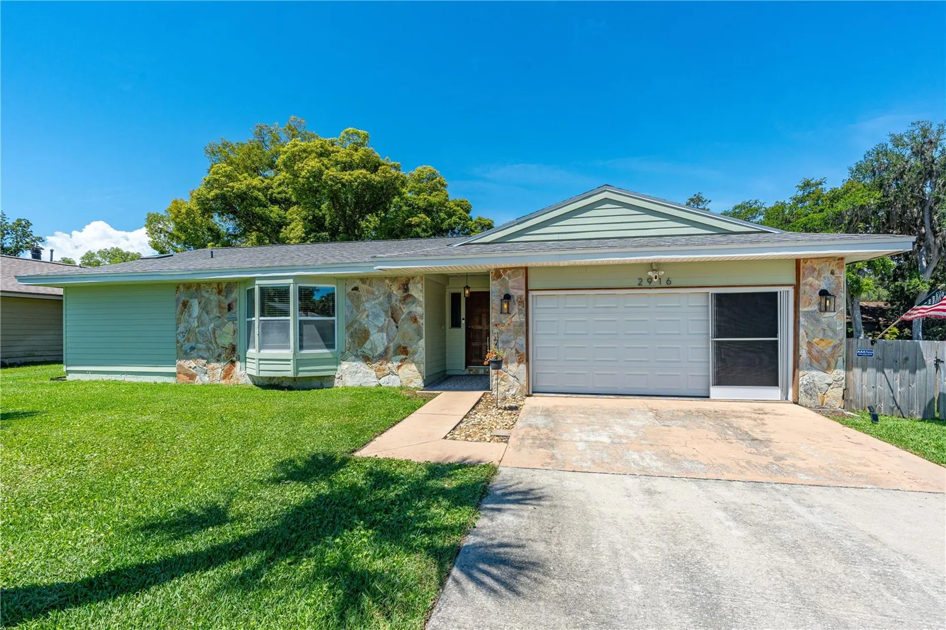 2916 Foxcroft Lane South Daytona FL 32119