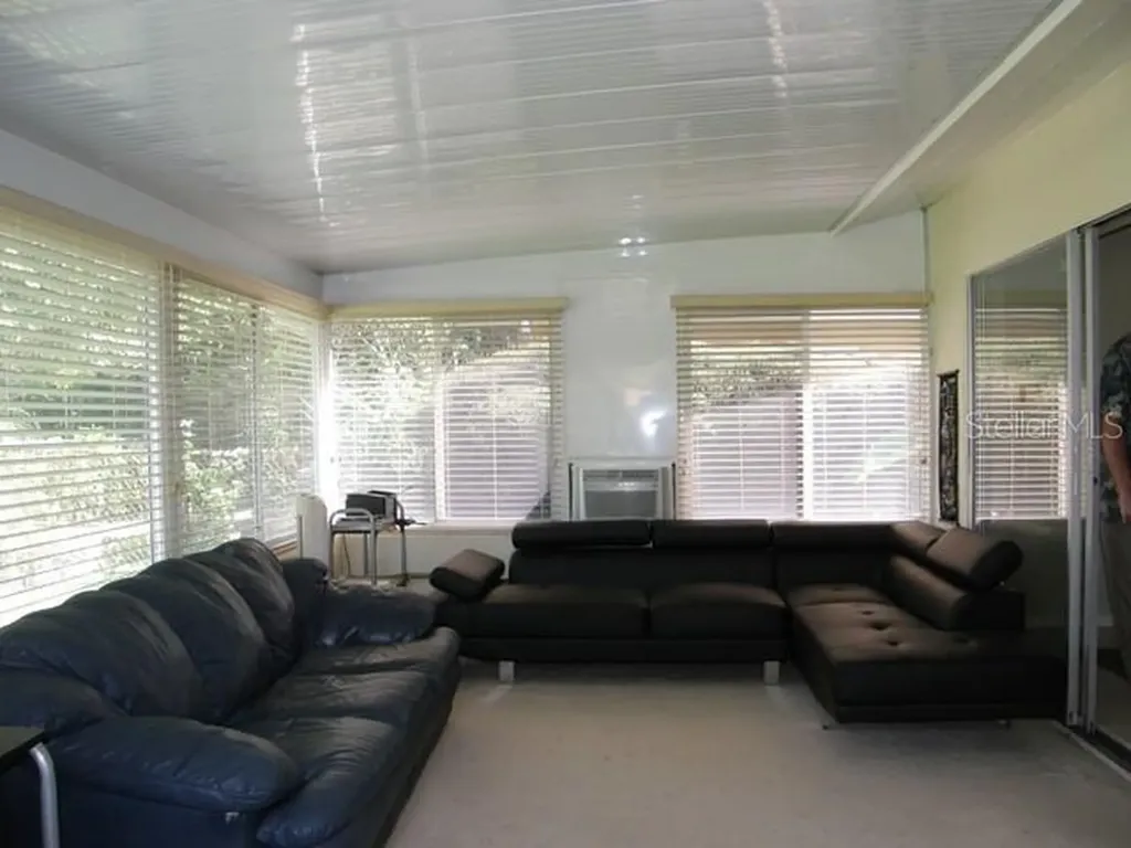 3601 15th Avenue N St Petersburg FL 33713