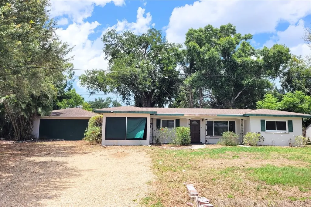 2928 Betty Drive Sarasota FL 34232