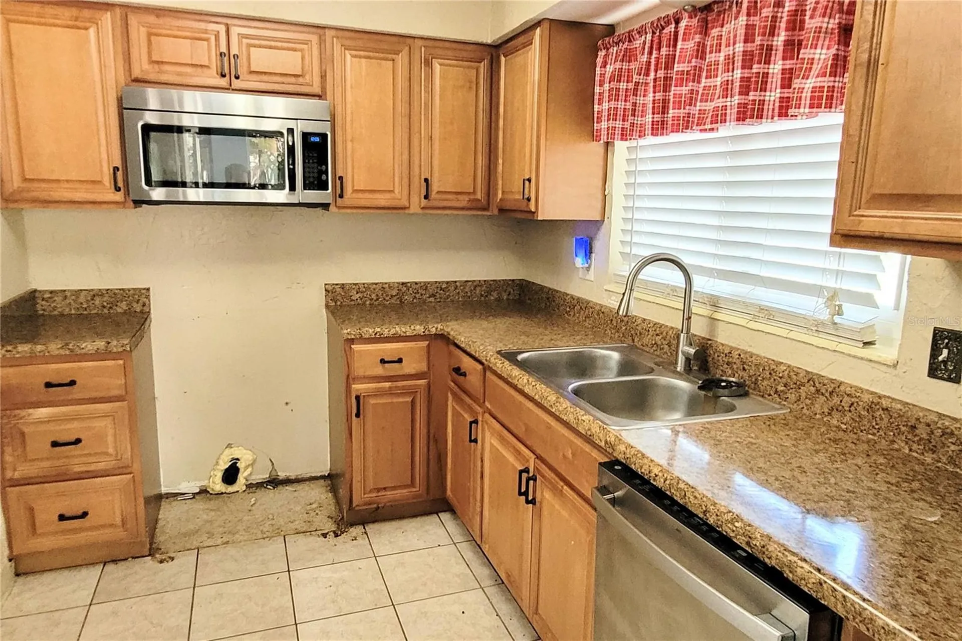2928 Betty Drive Sarasota FL 34232