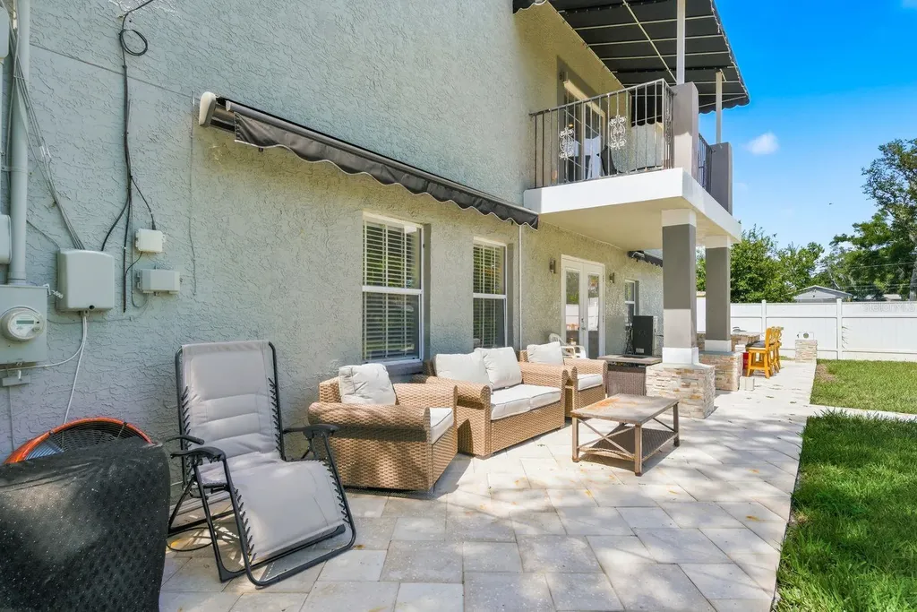 850 36th Avenue S St Petersburg FL 33705