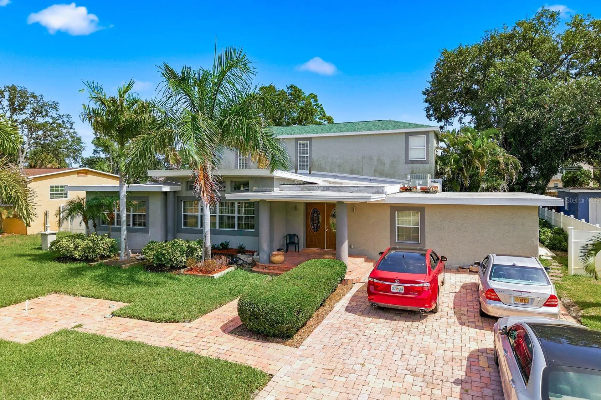 850 36th Avenue S St Petersburg FL 33705