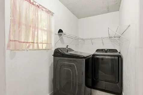 850 36th Avenue S St Petersburg FL 33705
