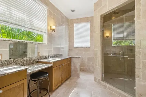 850 36th Avenue S St Petersburg FL 33705