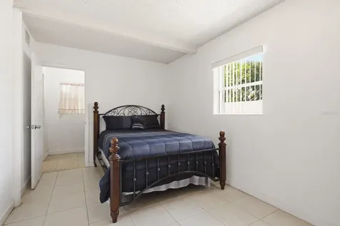 850 36th Avenue S St Petersburg FL 33705