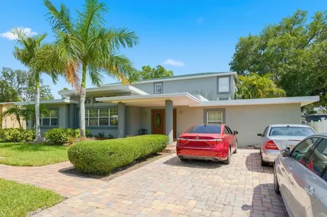 850 36th Avenue S St Petersburg FL 33705