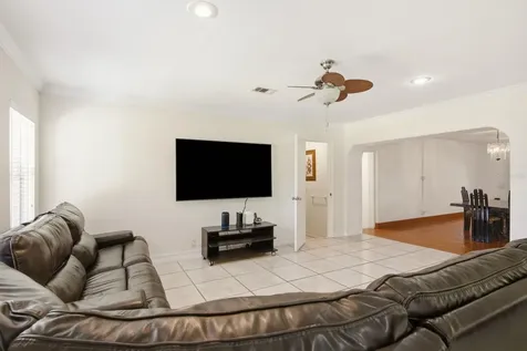 850 36th Avenue S St Petersburg FL 33705