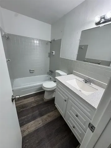 1727-1727 NE 2nd Street Ocala FL 34470