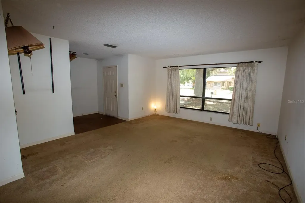1363 Corner Oaks Drive Brandon FL 33510