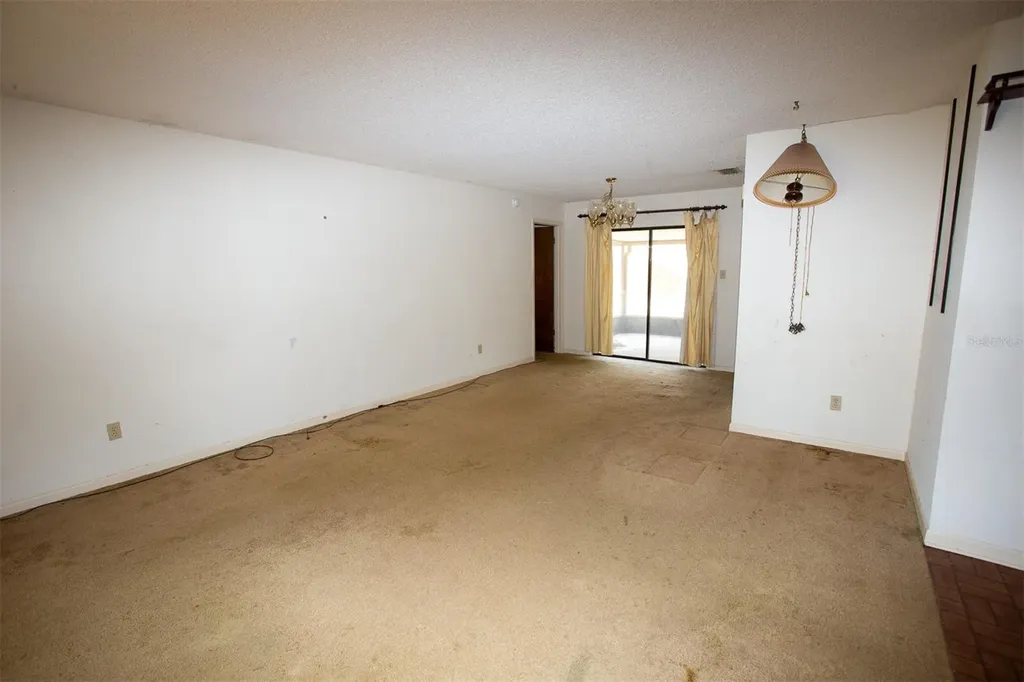 1363 Corner Oaks Drive Brandon FL 33510