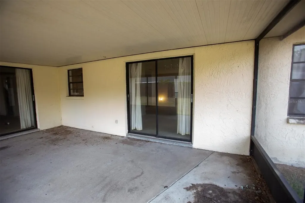 1363 Corner Oaks Drive Brandon FL 33510