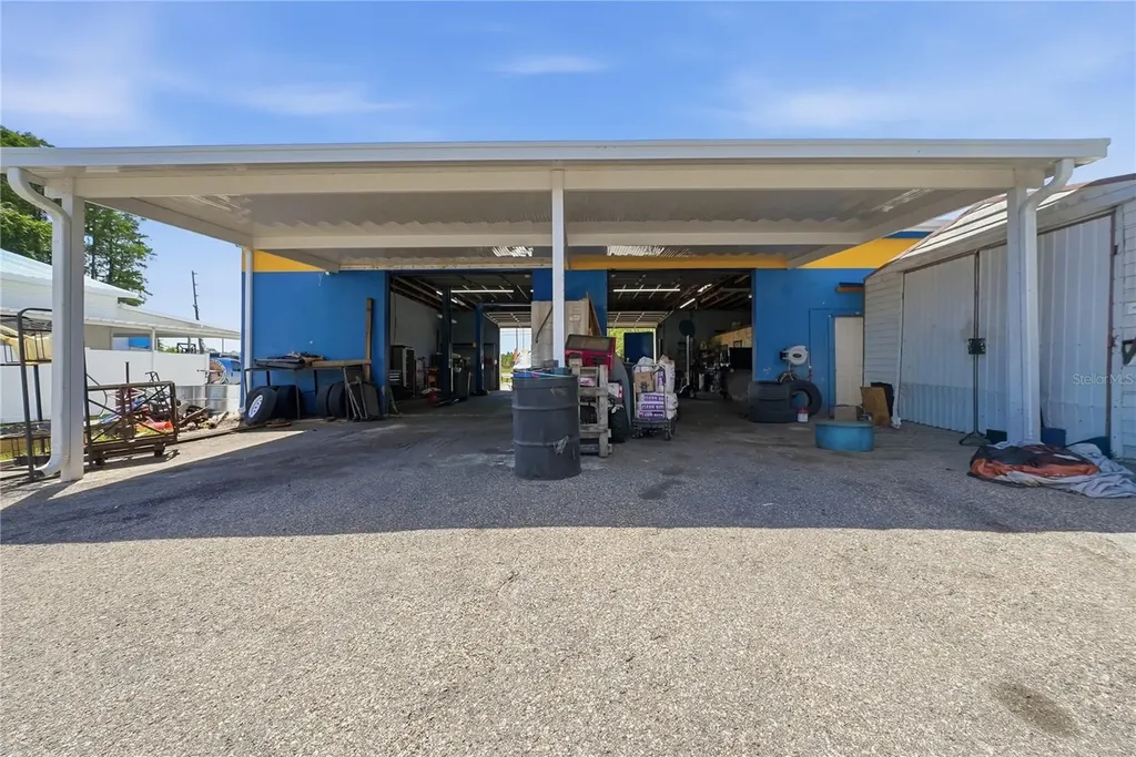 17426 Us Highway 19 Hudson FL 34667