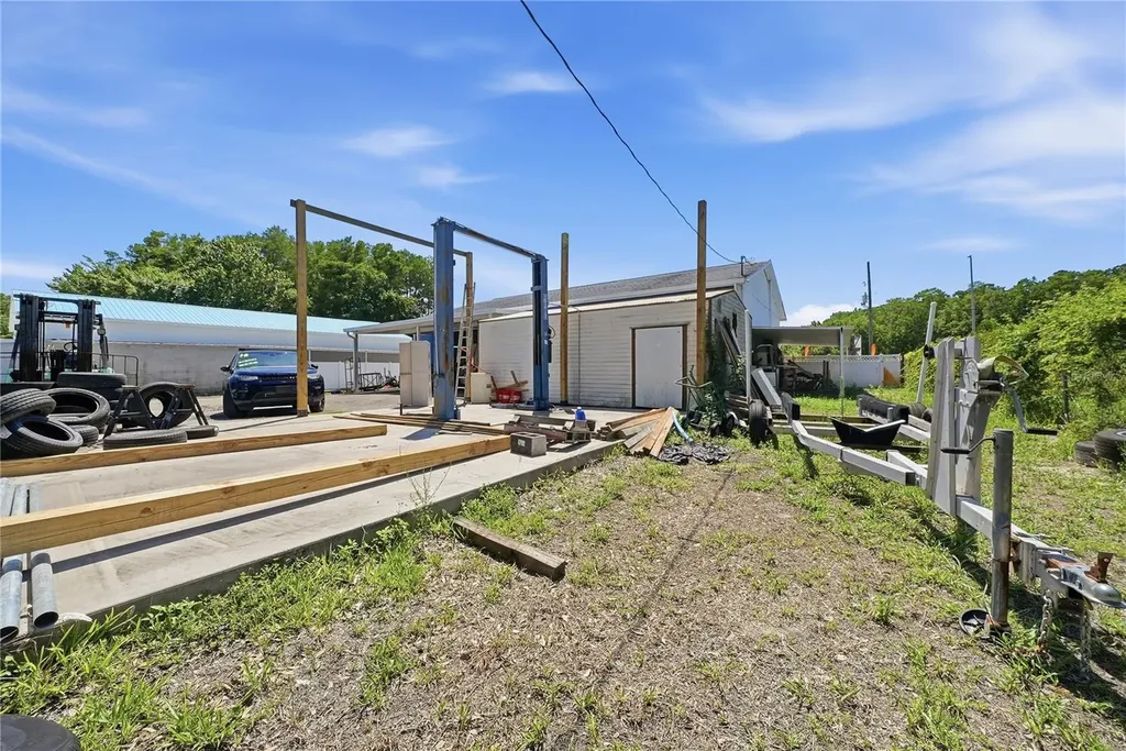 17426 Us Highway 19 Hudson FL 34667