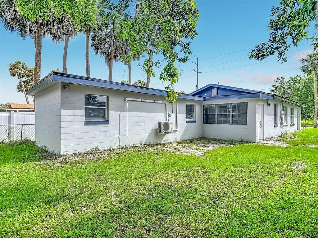234 N Adams Street Daytona Beach FL 32114