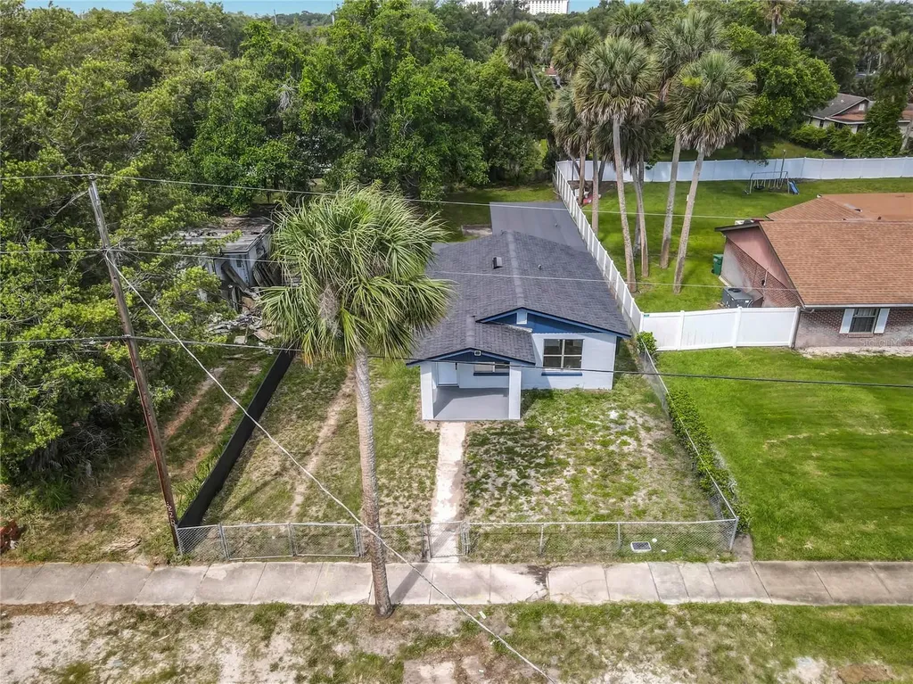 234 N Adams Street Daytona Beach FL 32114