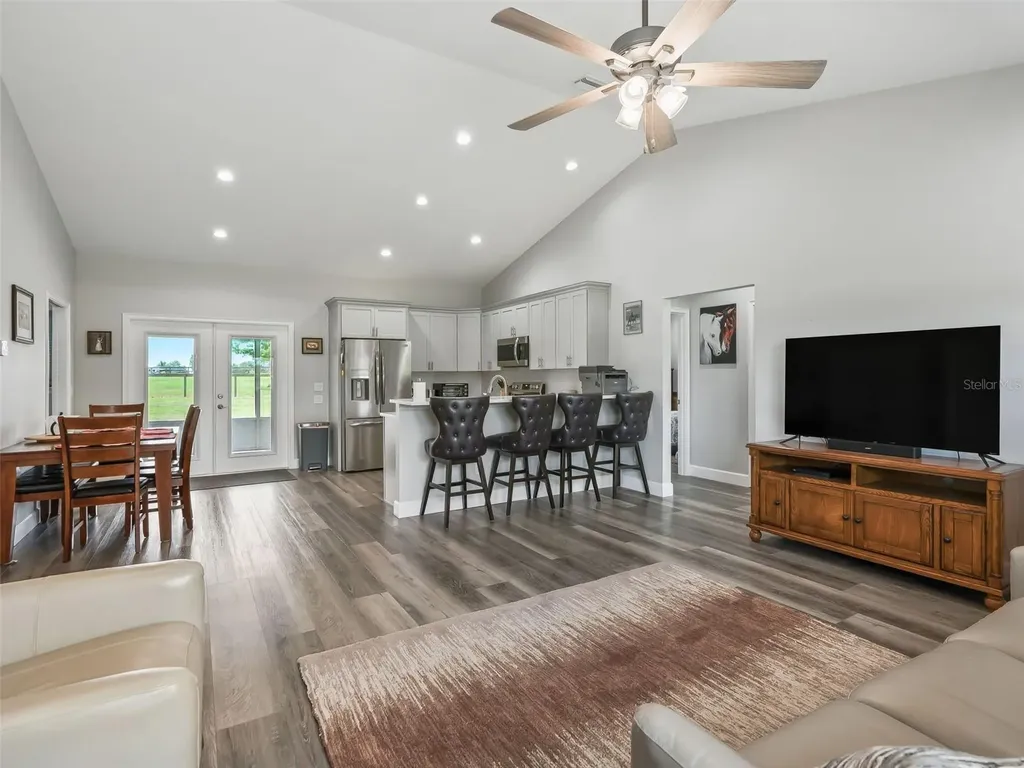 1771 SE 119th Avenue Morriston FL 32668