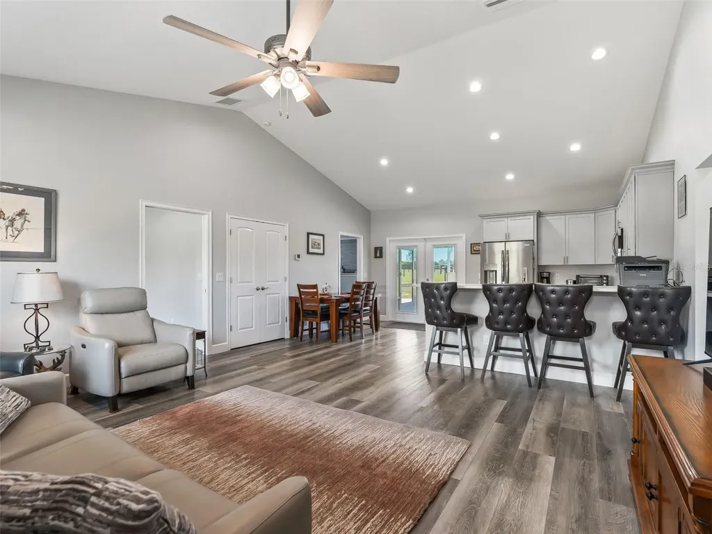 1771 SE 119th Avenue Morriston FL 32668
