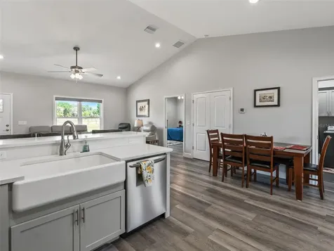1771 SE 119th Avenue Morriston FL 32668
