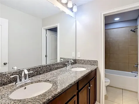 2241 Riverglen Court Kissimmee FL 34746