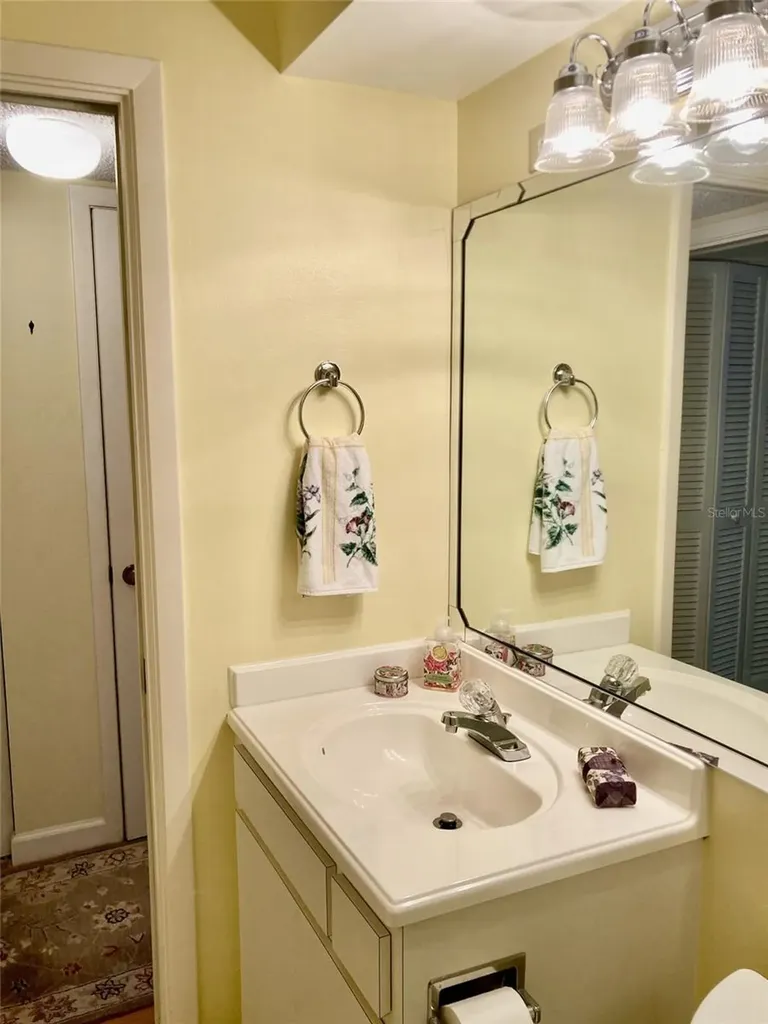 331 Barcelona Drive Bradenton FL 34210