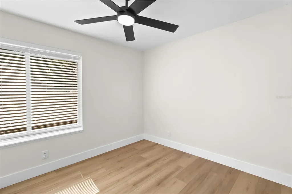 911 Valley View Circle Palm Harbor FL 34684