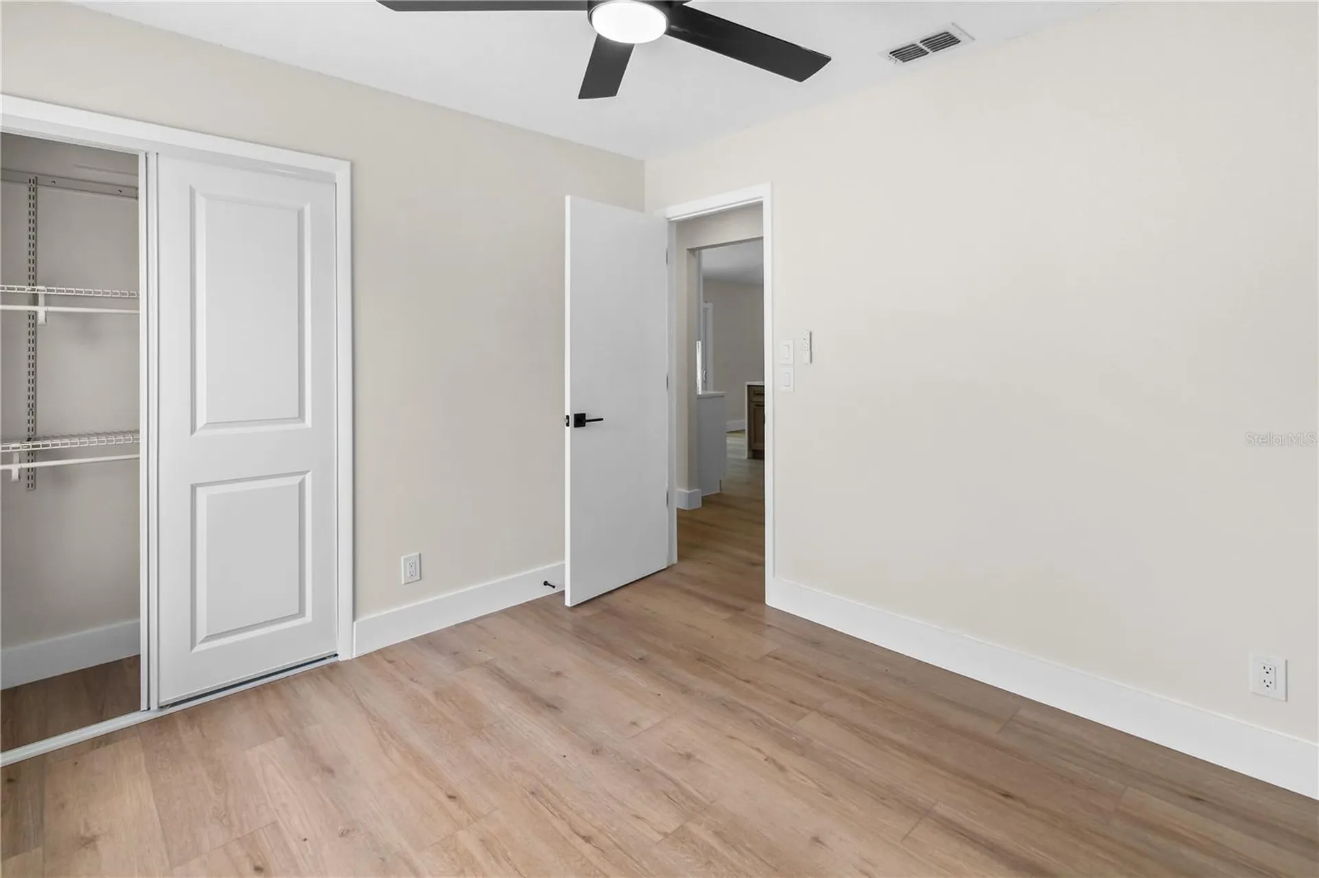 911 Valley View Circle Palm Harbor FL 34684