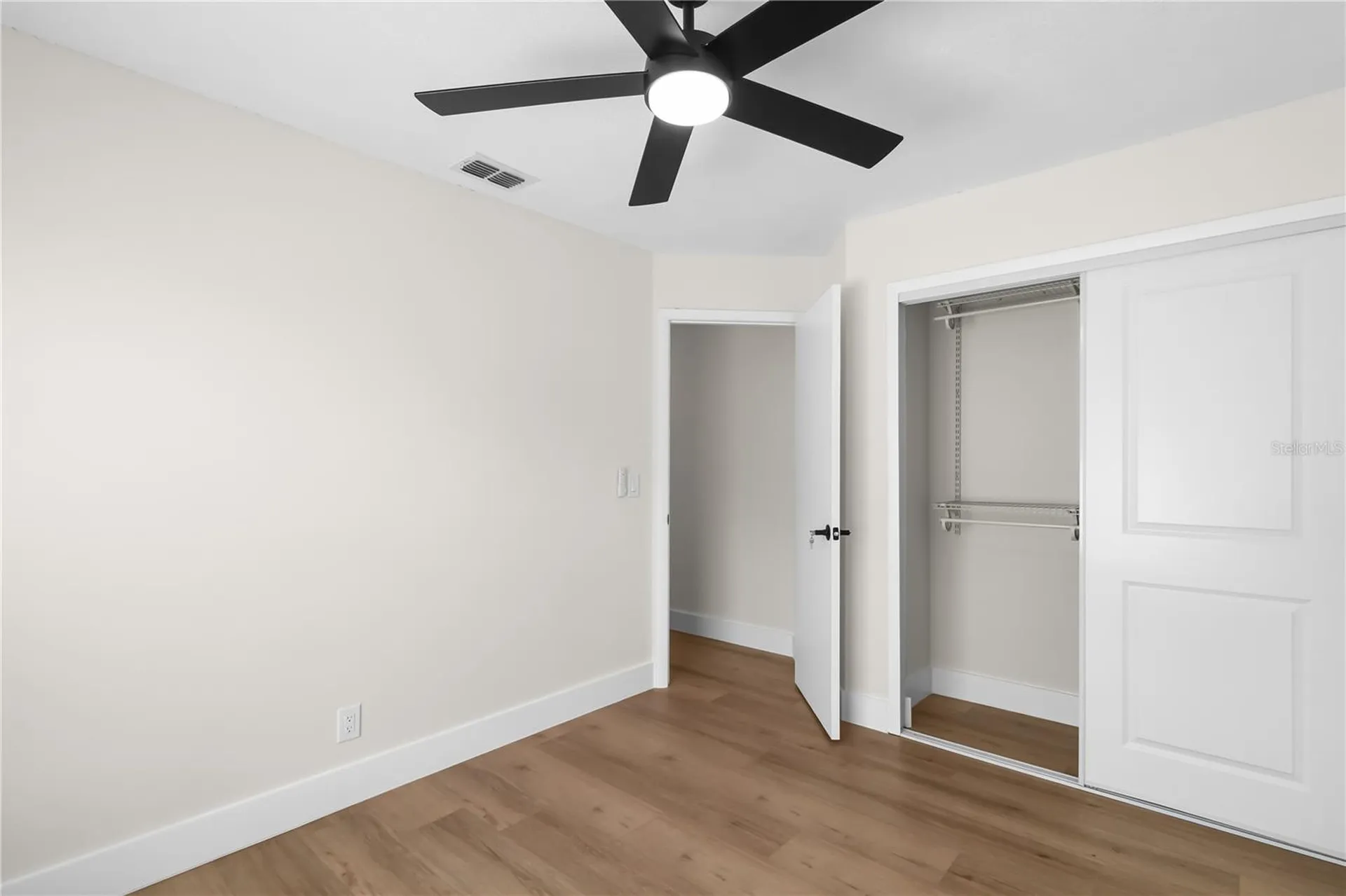 911 Valley View Circle Palm Harbor FL 34684