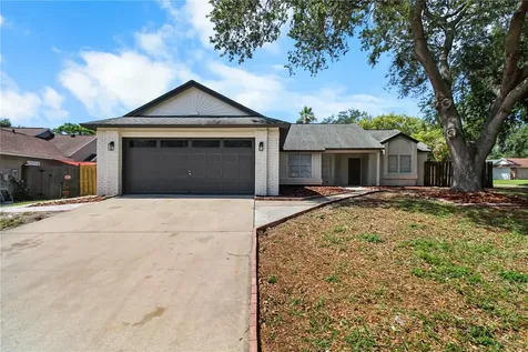 911 Valley View Circle Palm Harbor FL 34684
