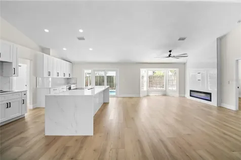 911 Valley View Circle Palm Harbor FL 34684