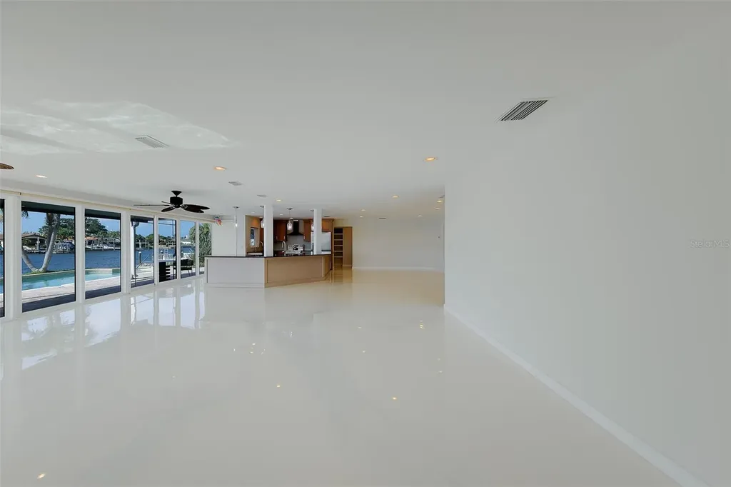795 119th Avenue Treasure Island FL 33706