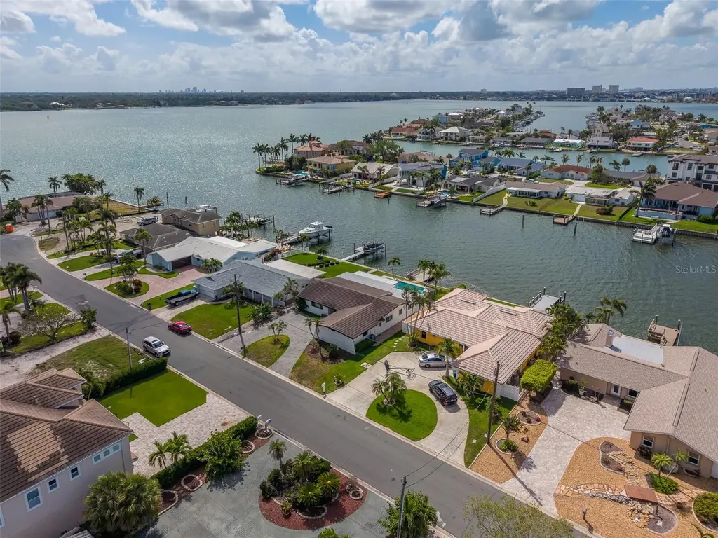 795 119th Avenue Treasure Island FL 33706