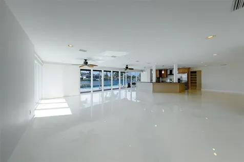 795 119th Avenue Treasure Island FL 33706