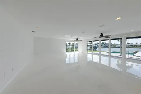 795 119th Avenue Treasure Island FL 33706