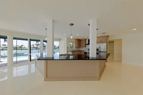 795 119th Avenue Treasure Island FL 33706
