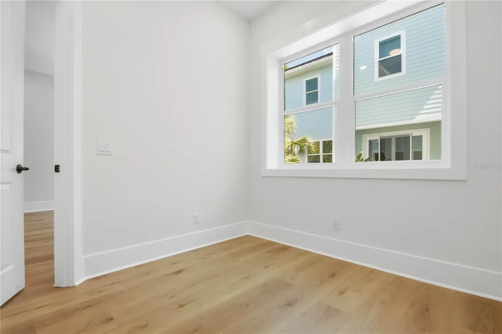1413 Bayshore Boulevard Dunedin FL 34698