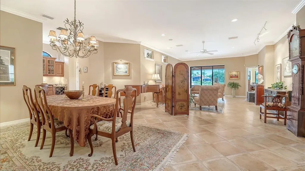 5157 Cote Du Rhone Way Sarasota FL 34238