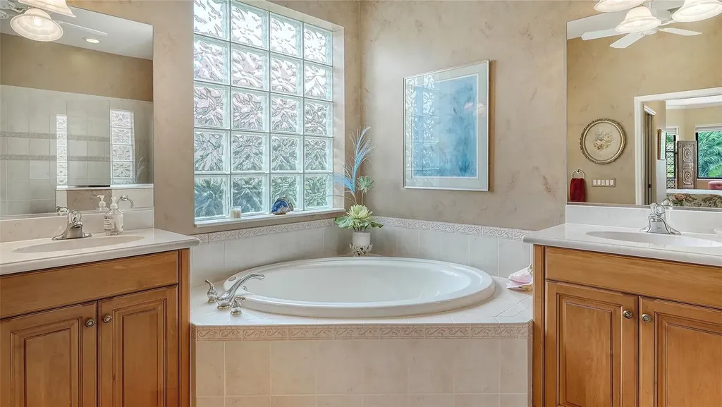 5157 Cote Du Rhone Way Sarasota FL 34238
