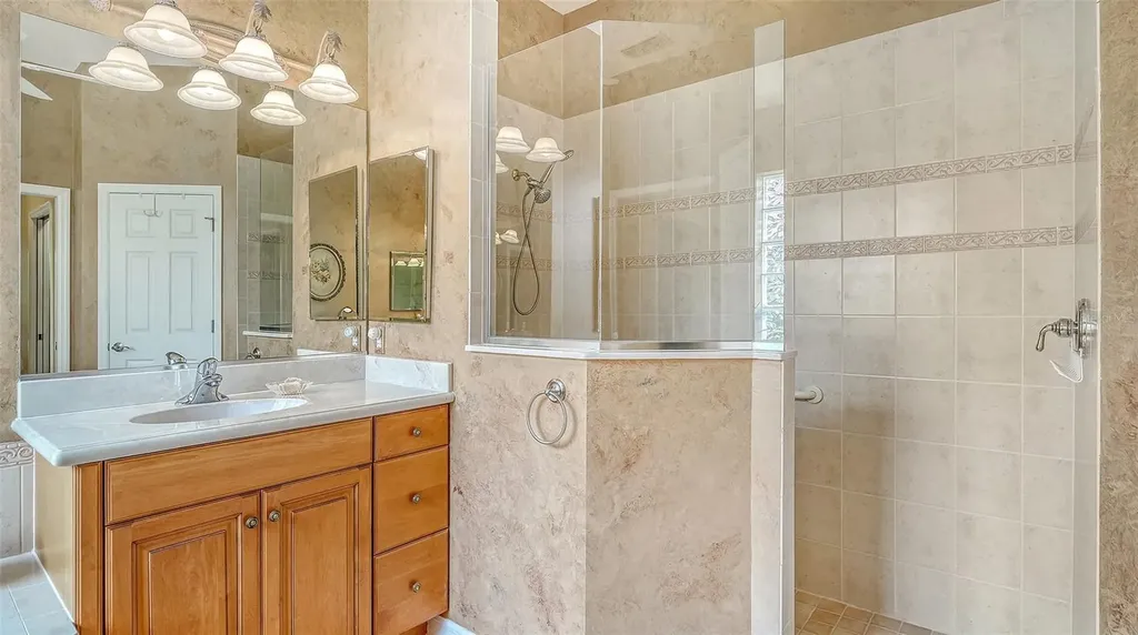 5157 Cote Du Rhone Way Sarasota FL 34238