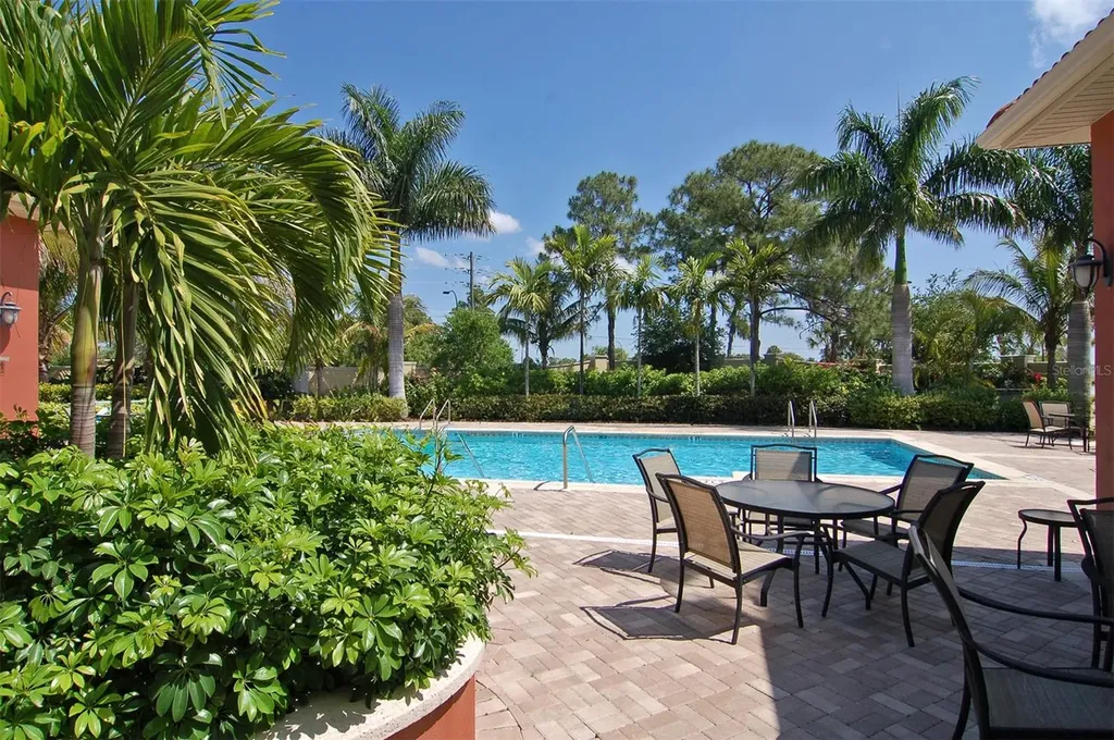 5157 Cote Du Rhone Way Sarasota FL 34238