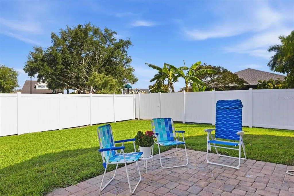 7106 35th Street E Sarasota FL 34243