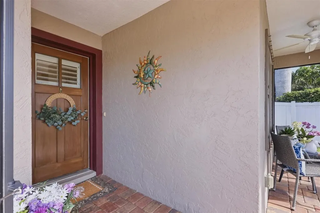 7106 35th Street E Sarasota FL 34243