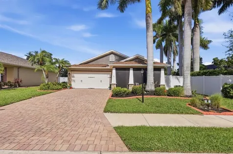 7106 35TH Street E Sarasota FL 34243