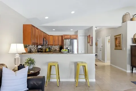 7106 35th Street E Sarasota FL 34243