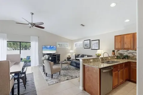 7106 35th Street E Sarasota FL 34243