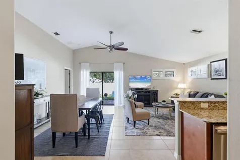 7106 35th Street E Sarasota FL 34243